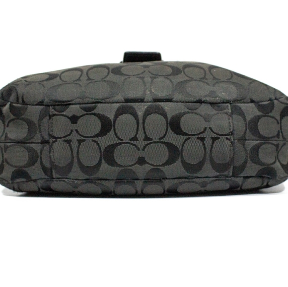 COACH Lynn Soho F17094 Black Signature HOBO Bag - Picture 2 of 5